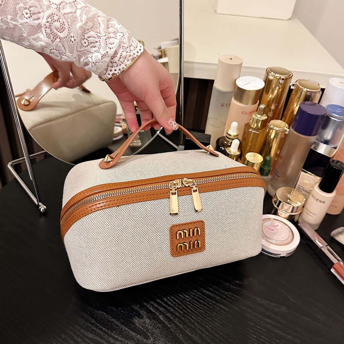 Luxury High End Skincare - حقيبة مكياج - حقيبة يد قماشية